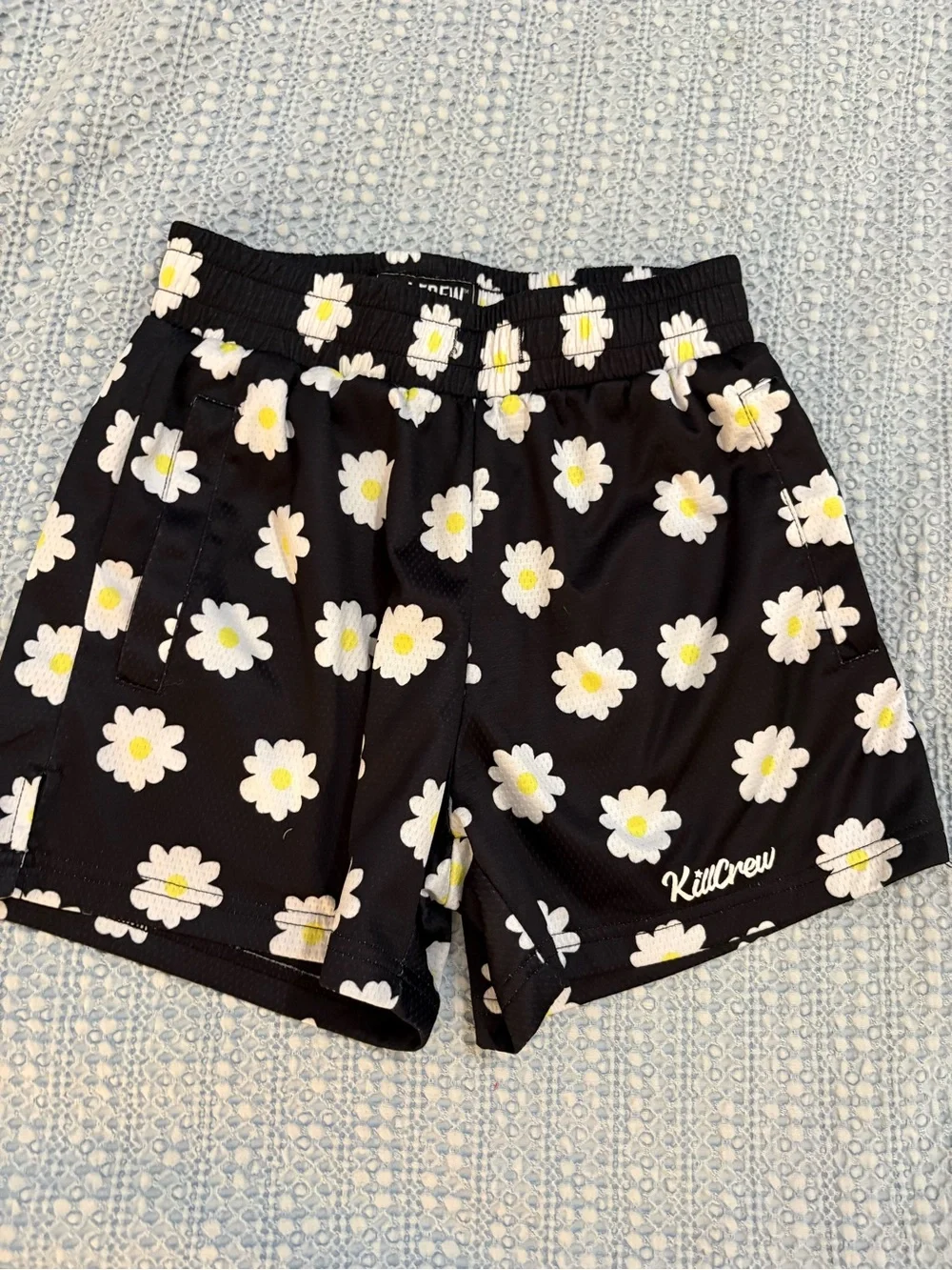 Killcrew Black Daisy Print Athletic Shorts sz XS